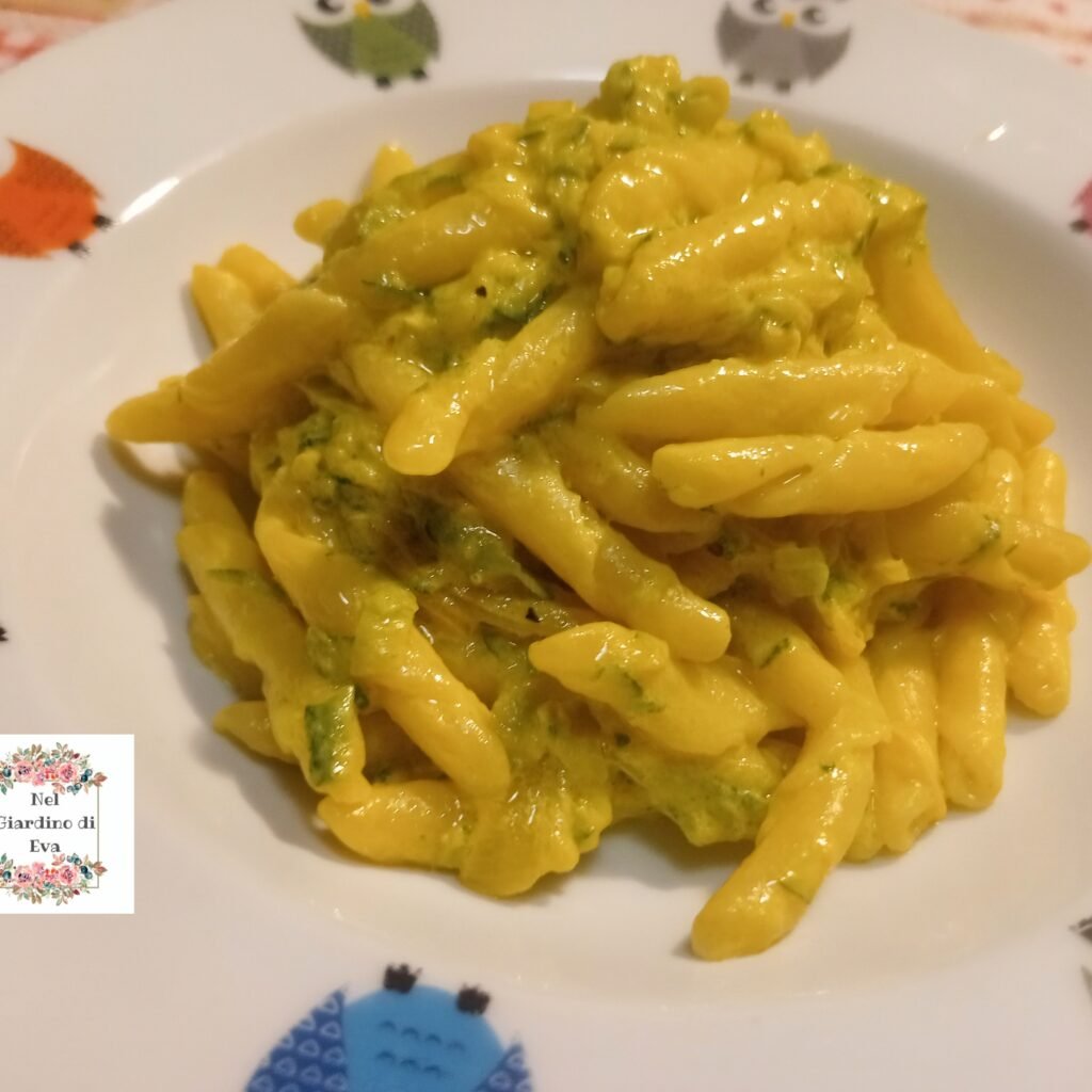 pasta cremosa zucchine e zafferano