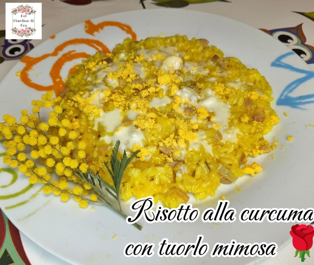 Risotto alla curcuma con tuorlo mimosa