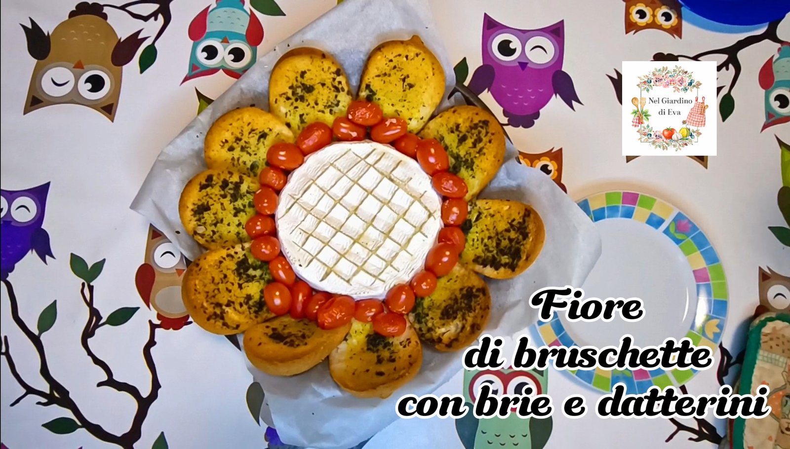 Fiore di bruschette con brie e datterini
