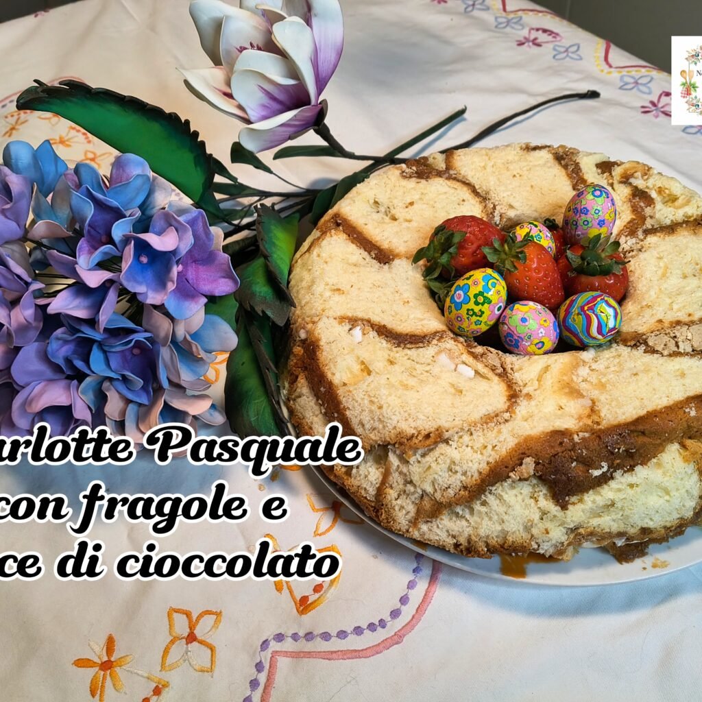 Charlotte Pasquale con fragole e gocce di cioccolato